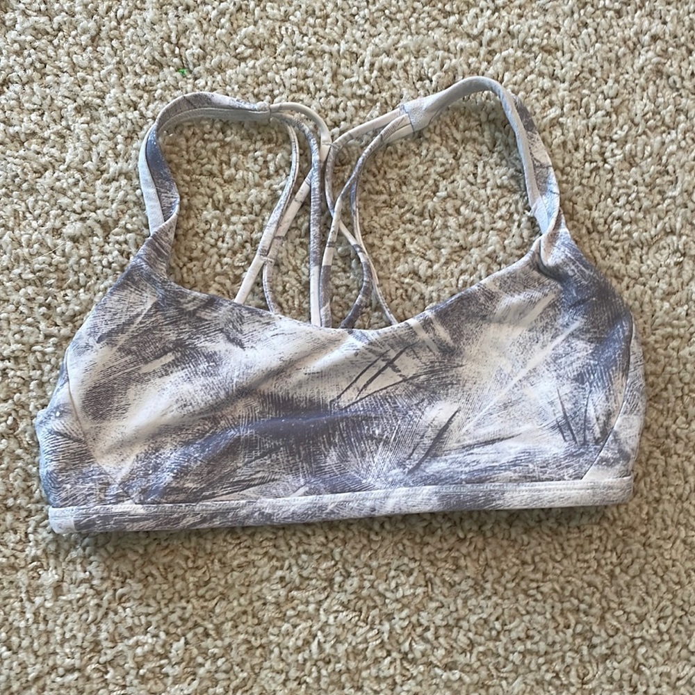 Lululemon bra